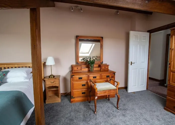 Fern Cottage At Hewish Mill